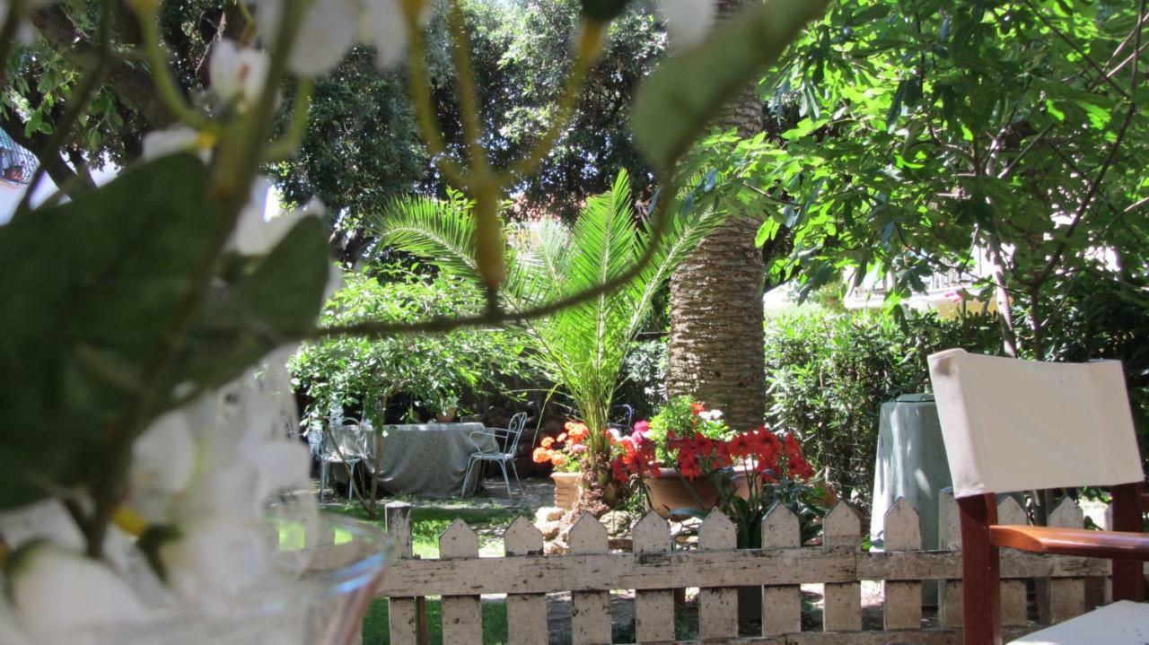 Hotel Ausonia Follonica Exterior foto